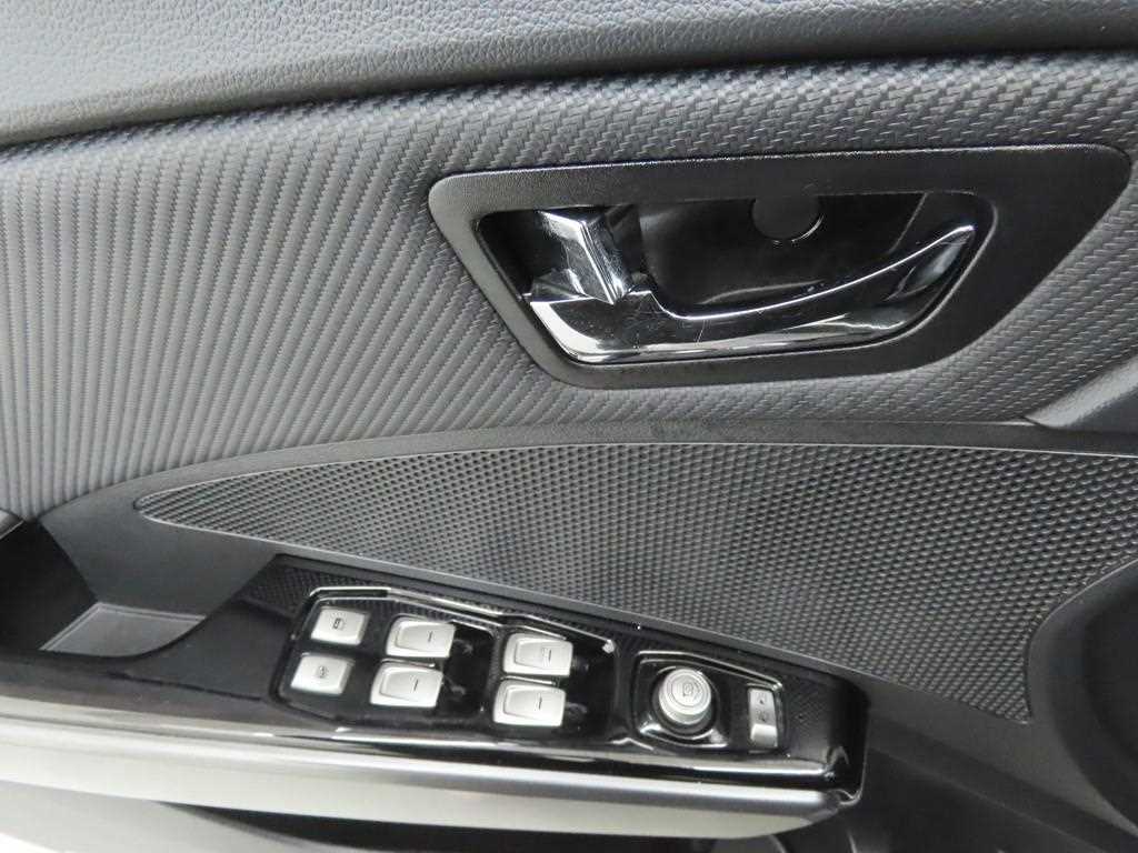 Ssangyong Tivoli - Vista 9