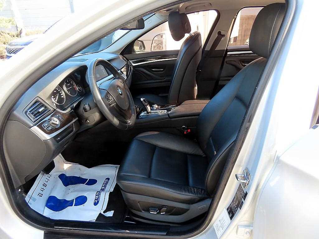 BMW 5 Series - Vista 5