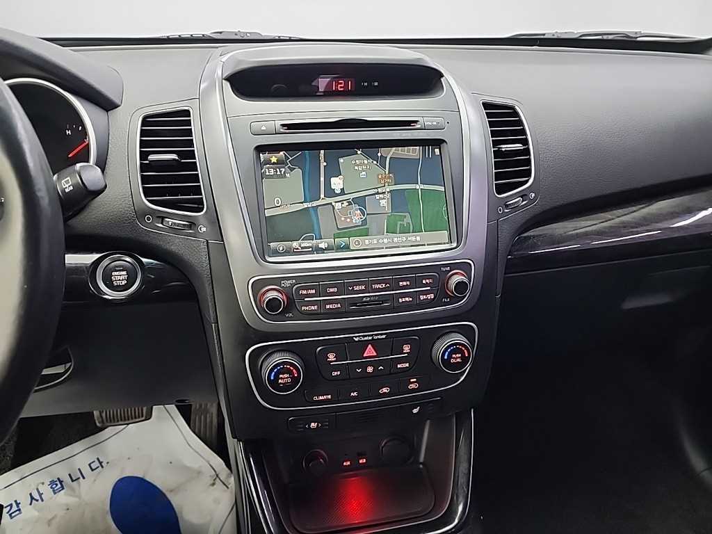 KIA Sorento - Vista 10