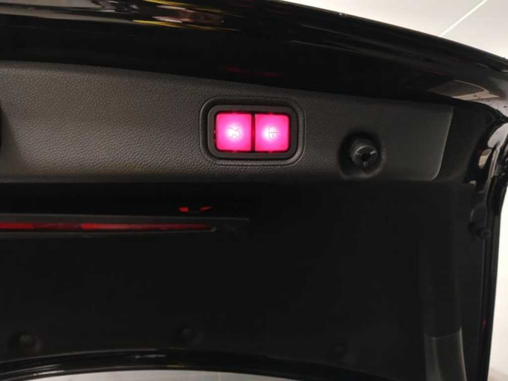 Mercedes Benz E class 2019 Negro - Importación desde Corea - HF Imports Iquique - Foto 17