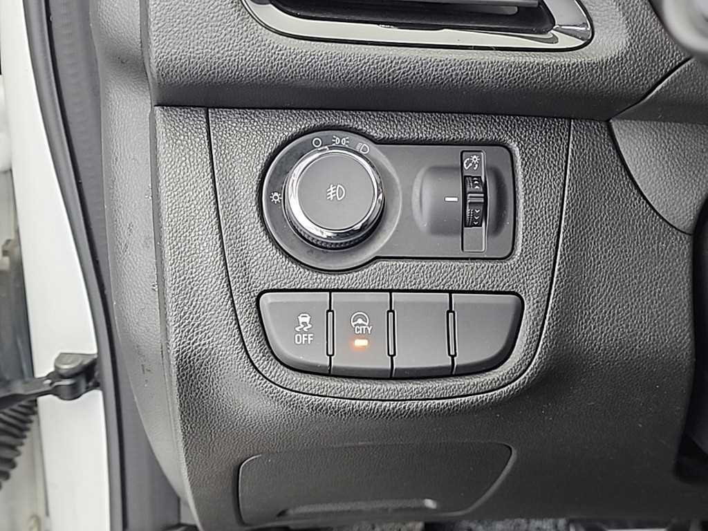 Chevrolet Spark 2018 Blanco - Importación desde Corea - HF Imports Iquique - Foto 18