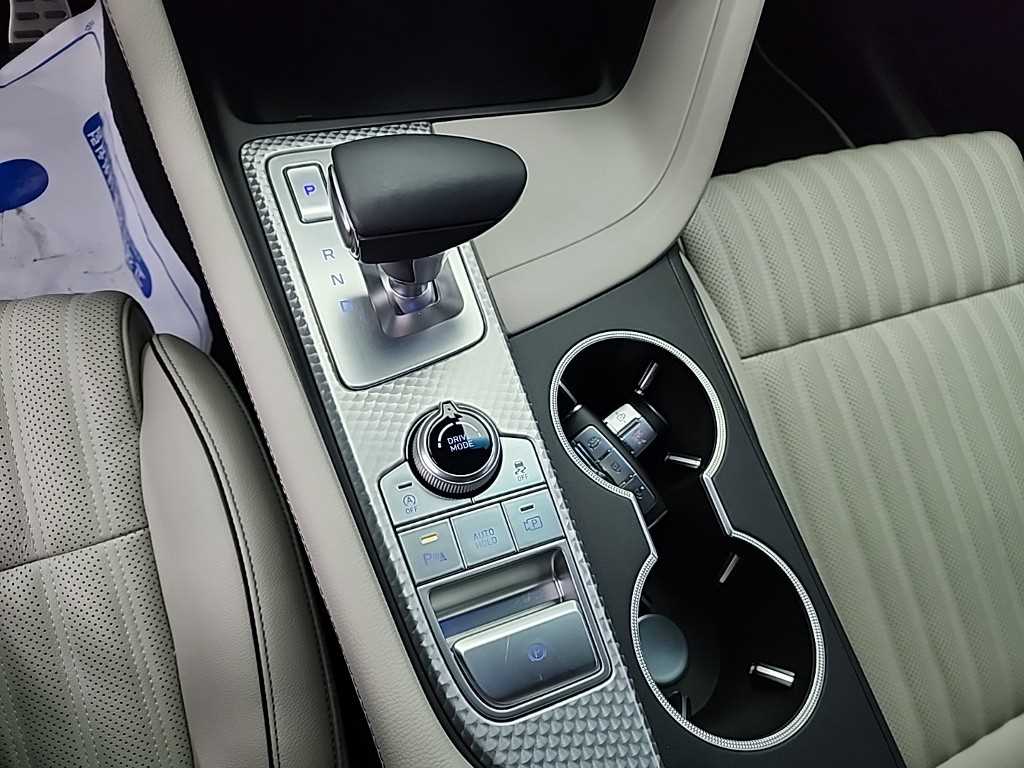 Genesis G70 - Vista 8