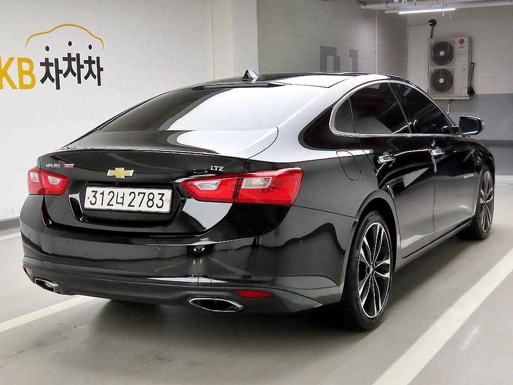 Chevrolet Malibu - Vista 4