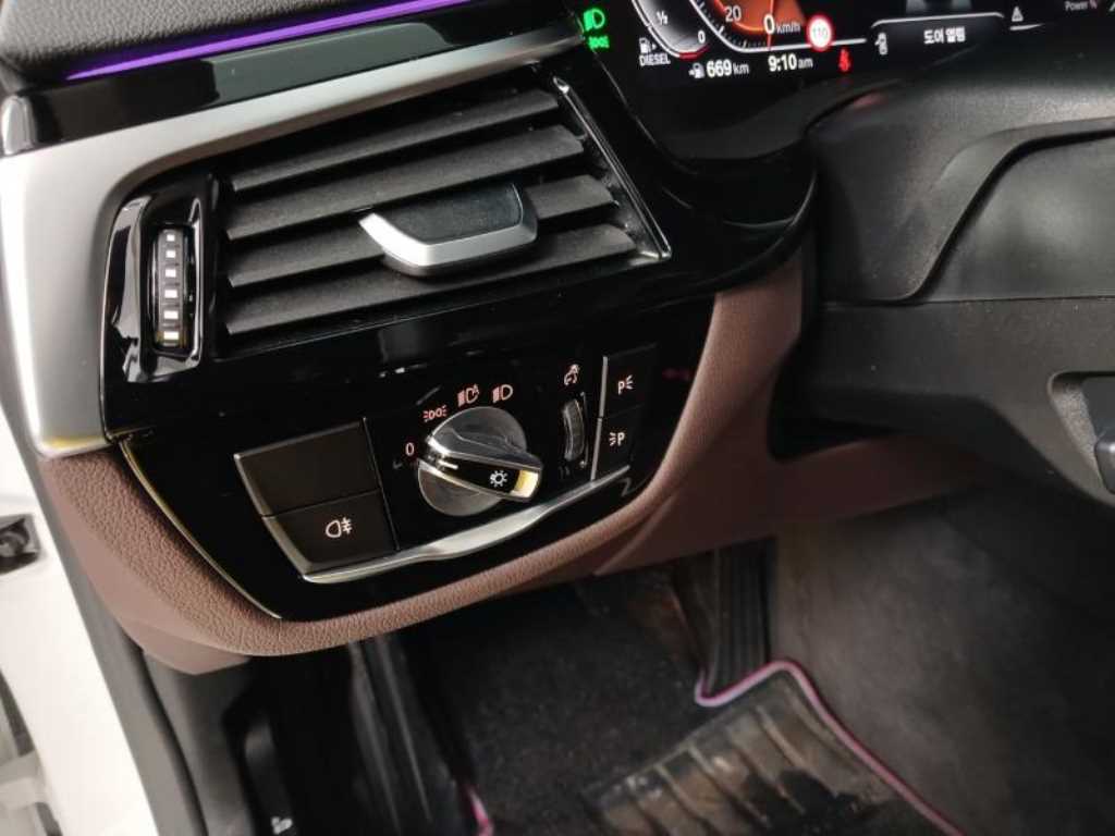 BMW 5 Series - Vista 12