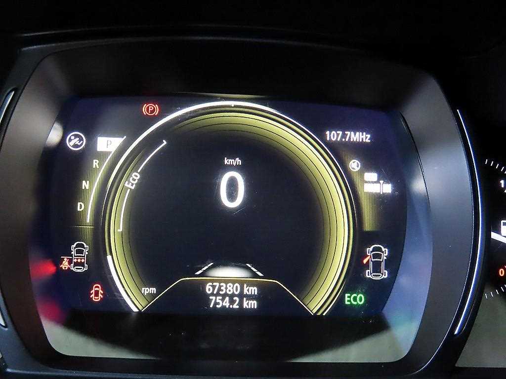 SAMSUNG QM6 - Vista 9