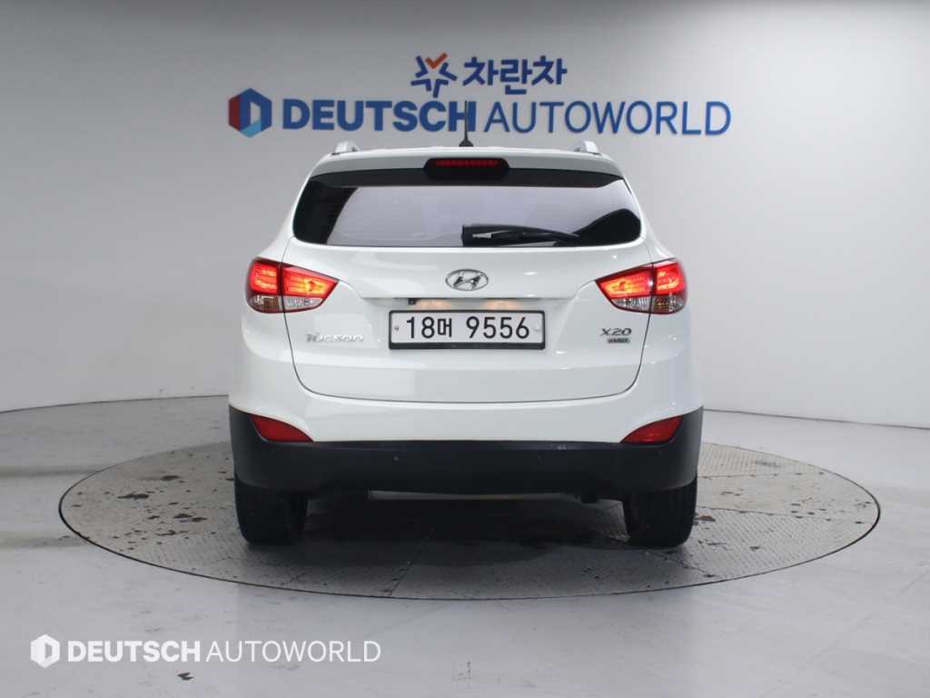 HYUNDAI Tucson - Vista 4