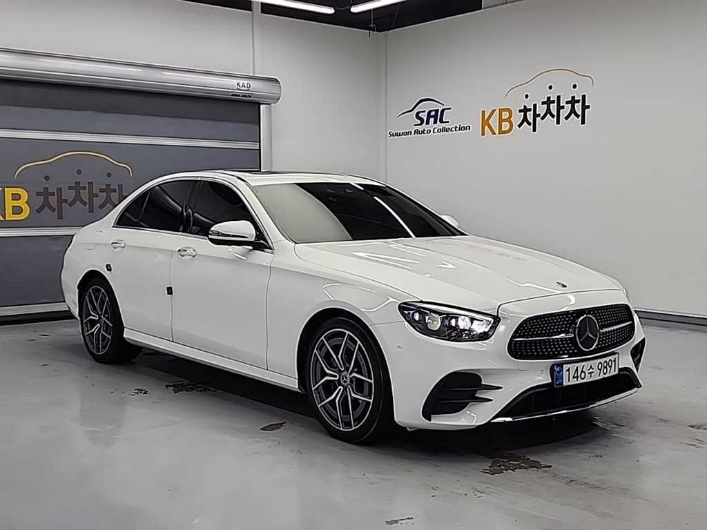 Mercedes Benz E class - Vista 4