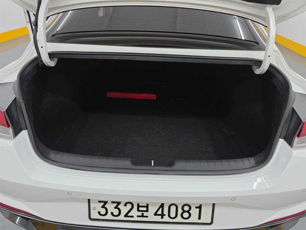 HYUNDAI Avante 2021 Blanco - Importación desde Corea - HF Imports Iquique - Foto 19