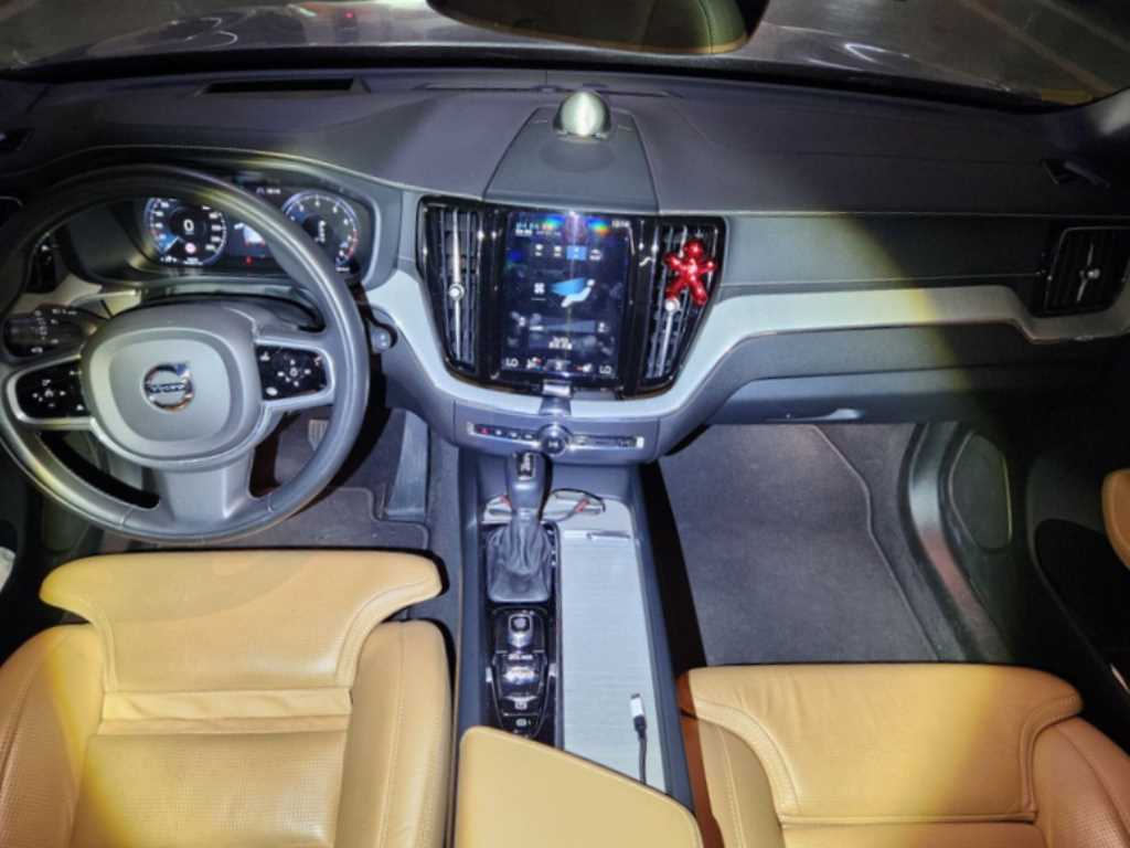 Volvo XC60 - Vista 5