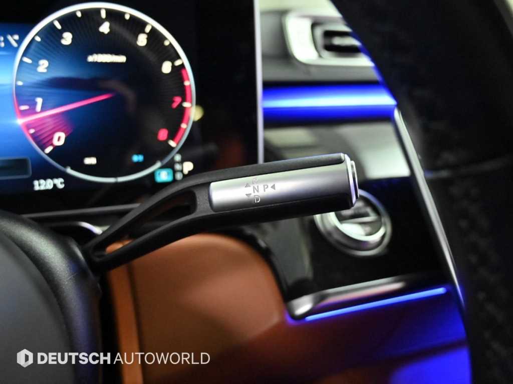 Mercedes Benz S Class - Vista 9