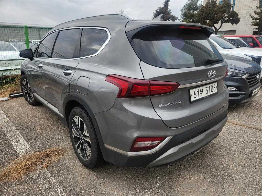 HYUNDAI Santa Fe - Vista 4