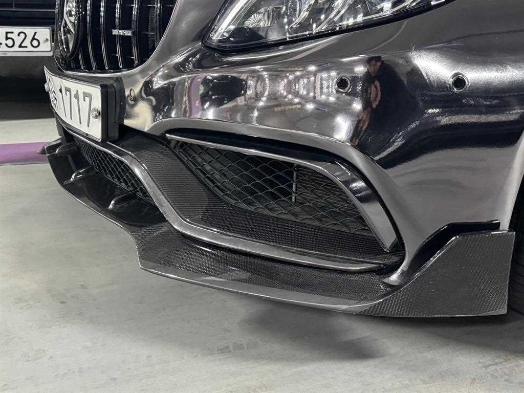 Mercedes Benz C Class - Vista 12