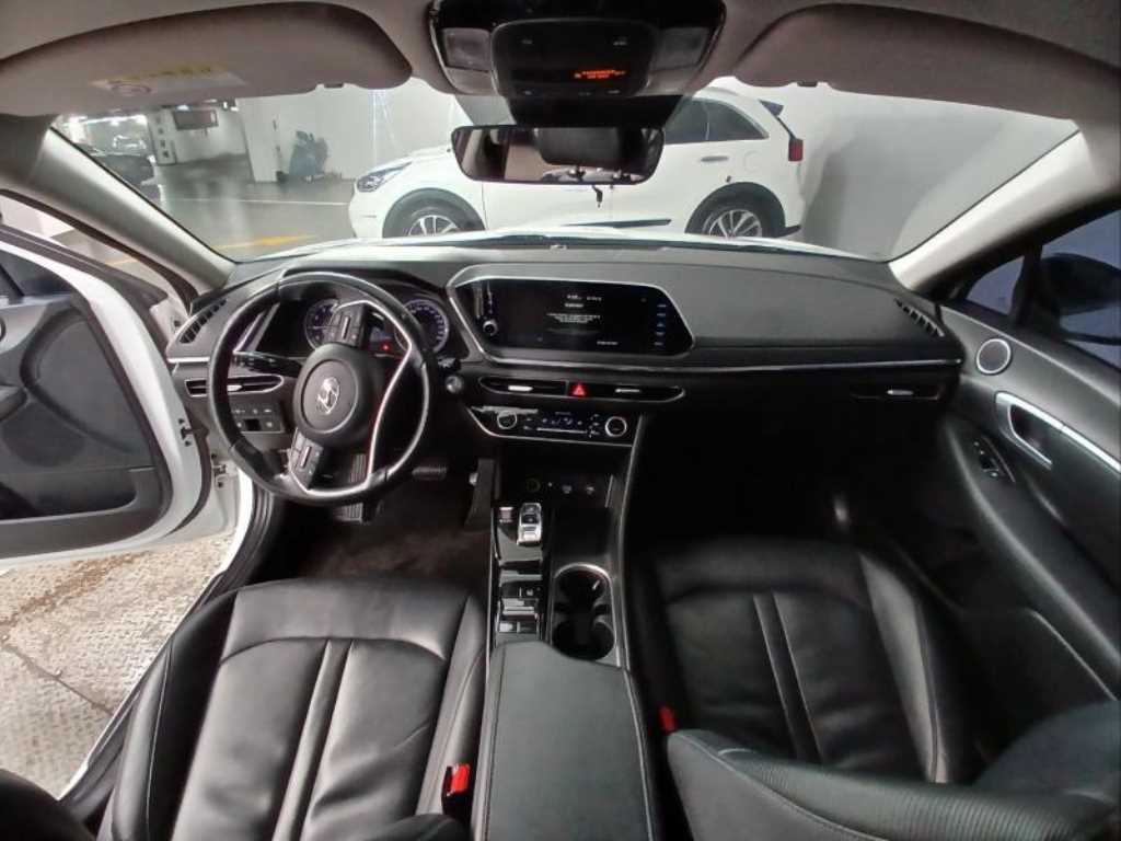 HYUNDAI Sonata - Vista 6