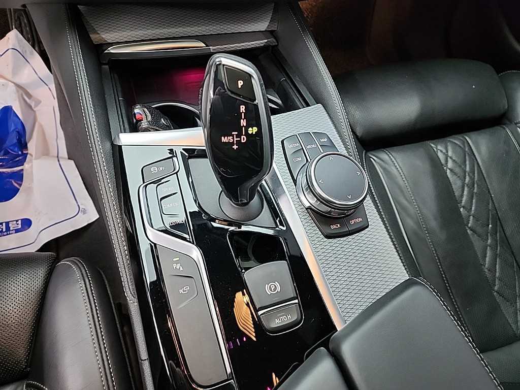 BMW 5 Series - Vista 8