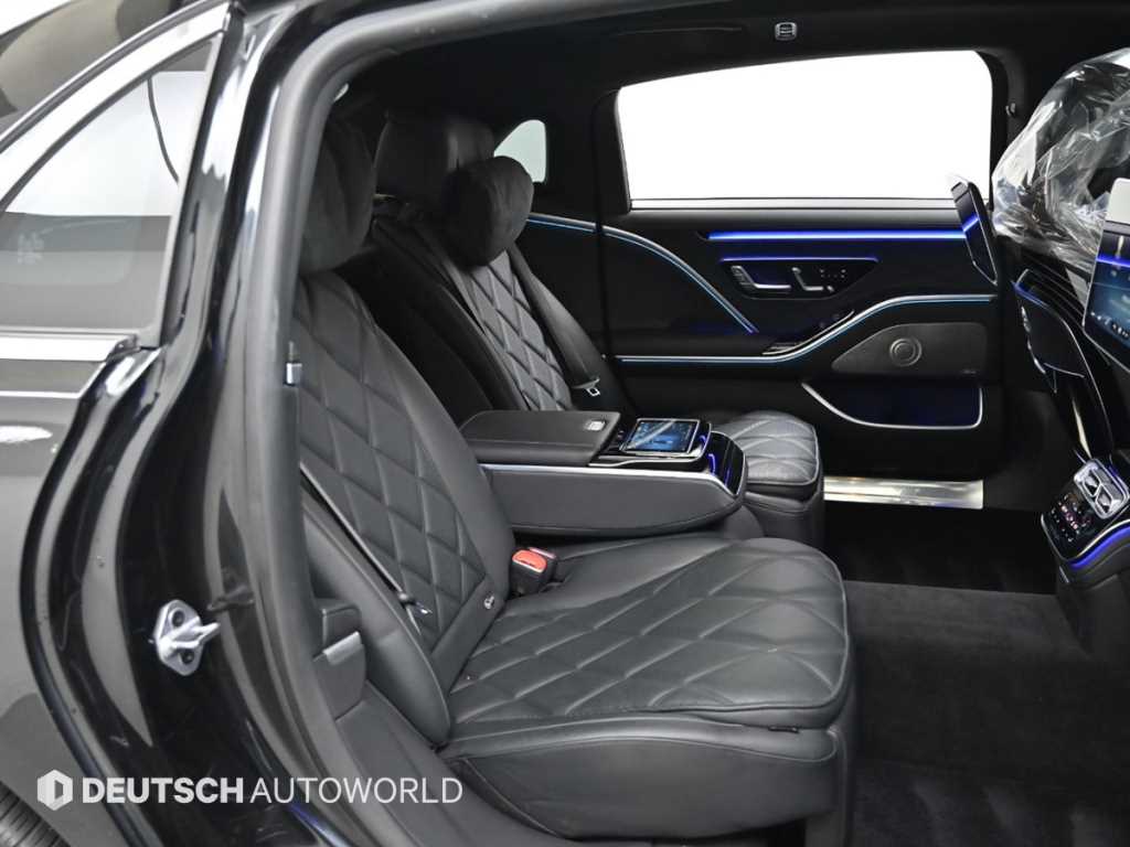 Mercedes Benz S Class - Vista 12