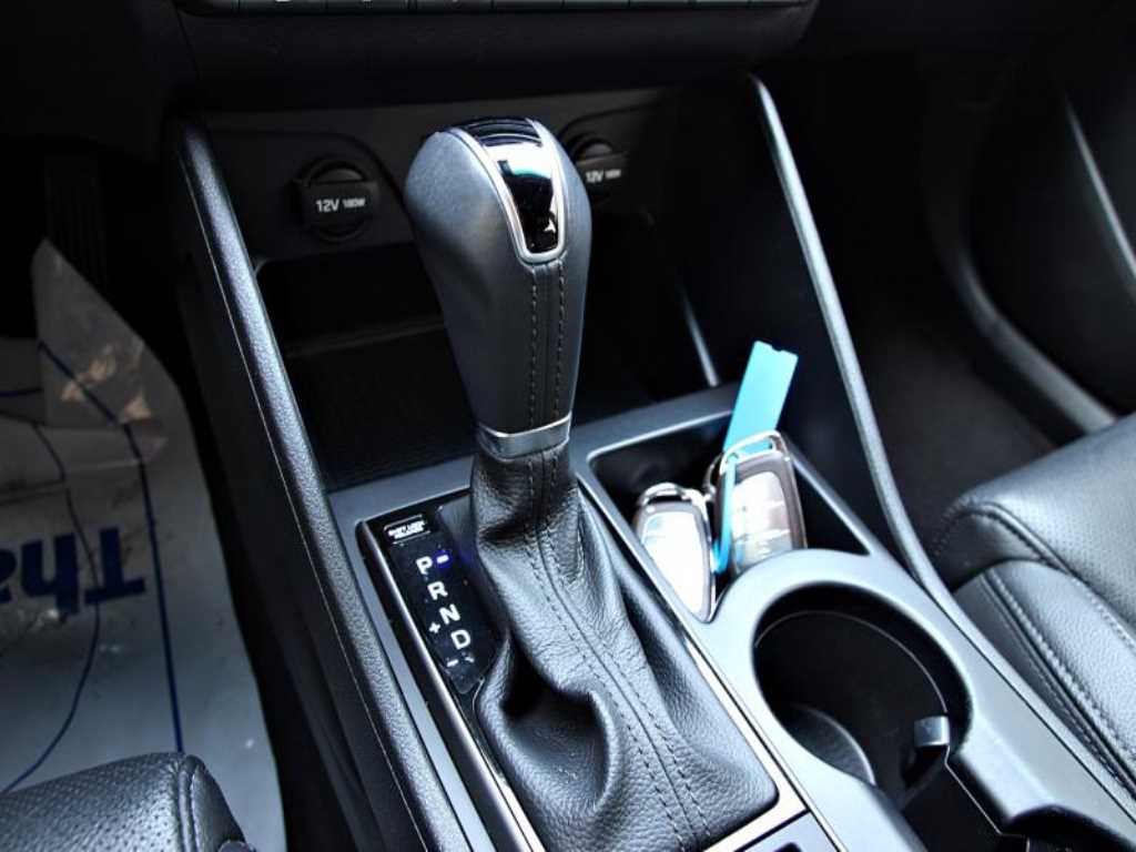 HYUNDAI Tucson - Vista 9