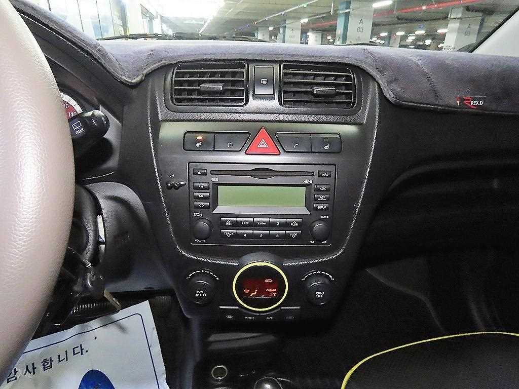 KIA Morning - Vista 11