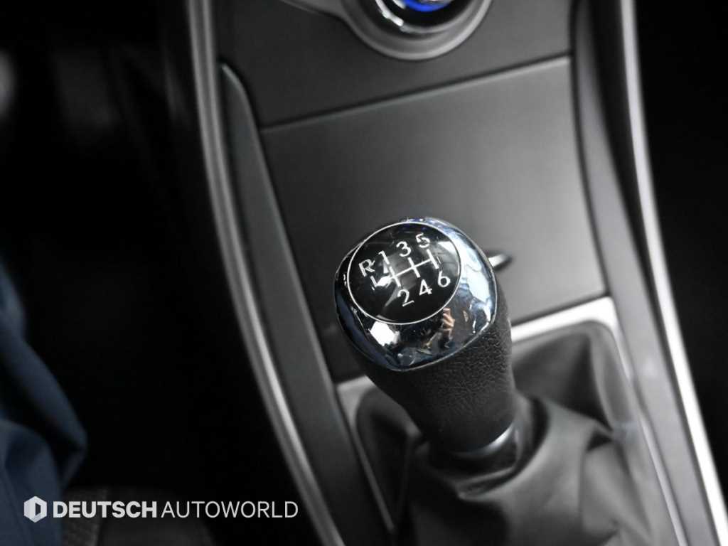 HYUNDAI Avante 2014 Gris - Importación desde Corea - HF Imports Iquique - Foto 17