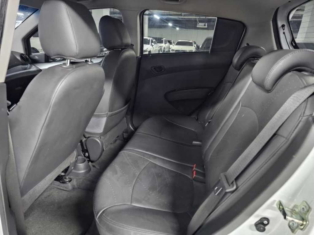 Chevrolet Spark 2013 Blanco - Importación desde Corea - HF Imports Iquique - Foto 13