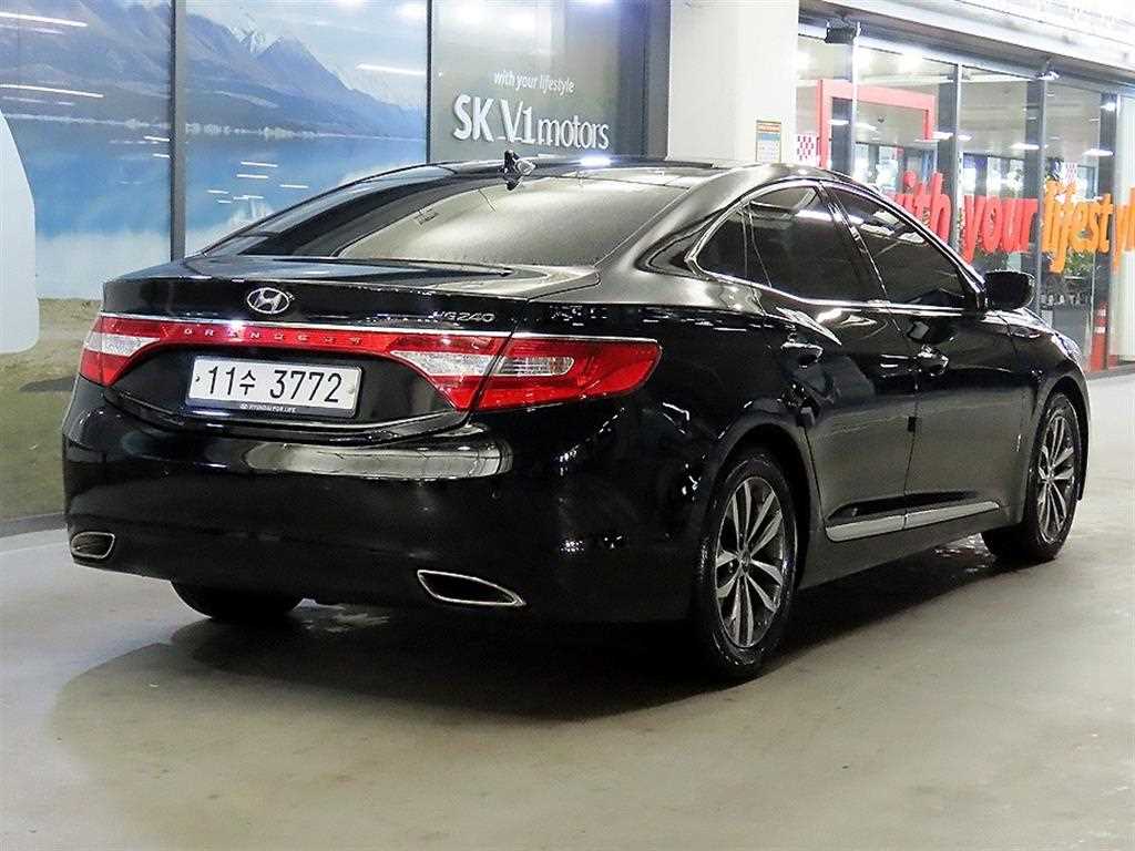HYUNDAI Grandeur - Vista 4