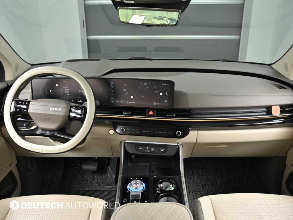 KIA Carnival - Vista 7