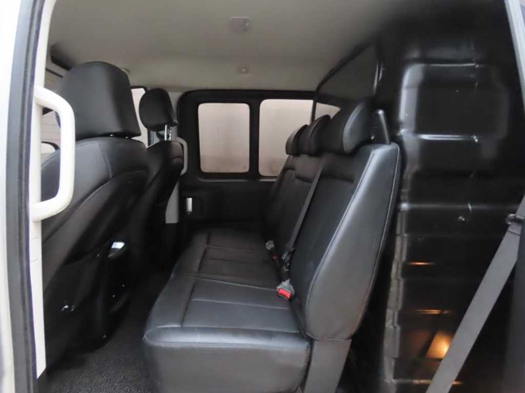 HYUNDAI Staria - Vista 9