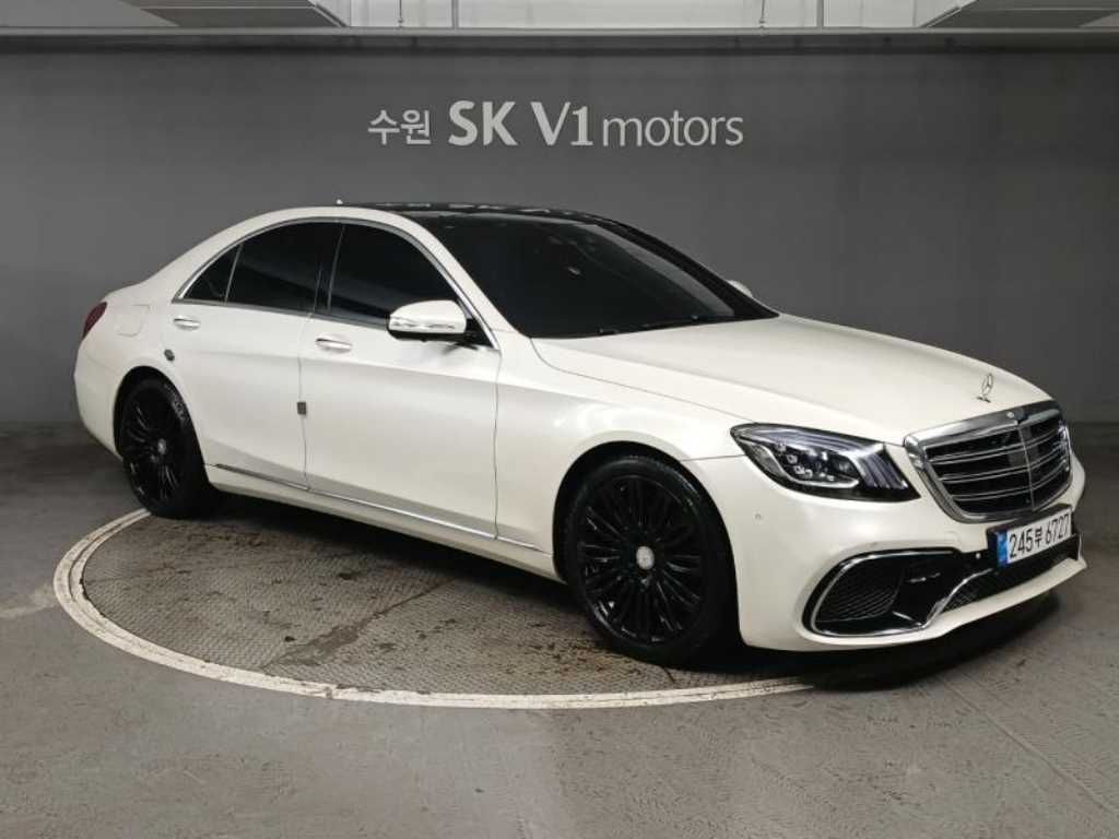 Mercedes Benz S Class - Vista 5