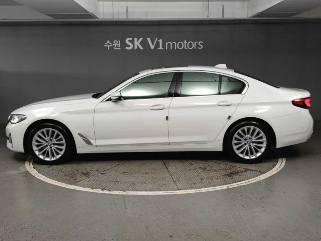 BMW 5 Series - Vista 4