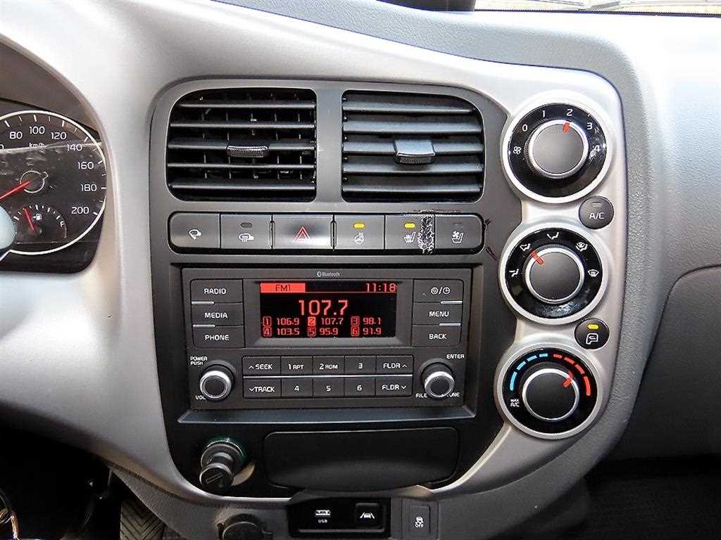 Small Truck Normal Box(High Deck) 2025 Blanco - Importación desde Corea - HF Imports Iquique - Foto 15