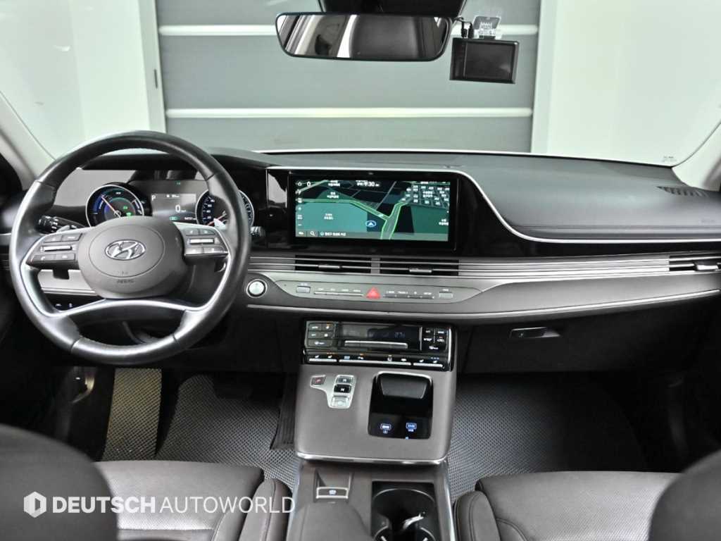 HYUNDAI Grandeur - Vista 7