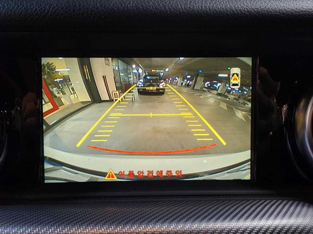 Mercedes Benz SLC Class - Vista 10