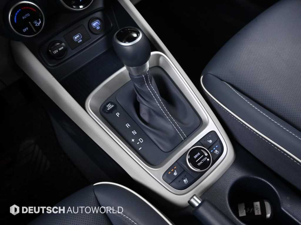 HYUNDAI Venue - Vista 9