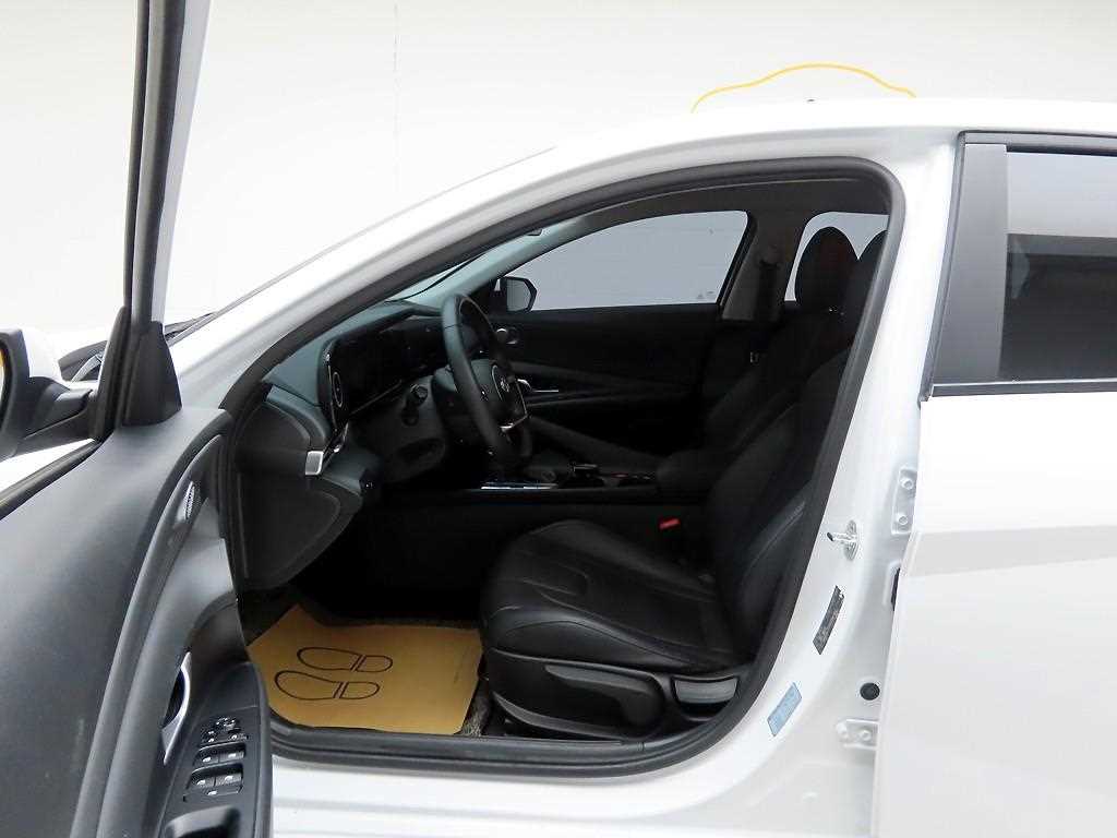 HYUNDAI Avante 2022 Blanco - Importación desde Corea - HF Imports Iquique - Foto 13