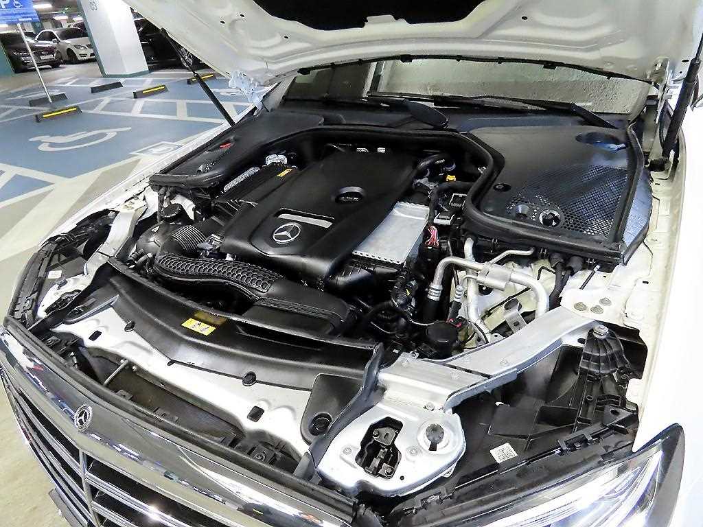 Mercedes Benz E class 2019 Blanco - Importación desde Corea - HF Imports Iquique - Foto 19