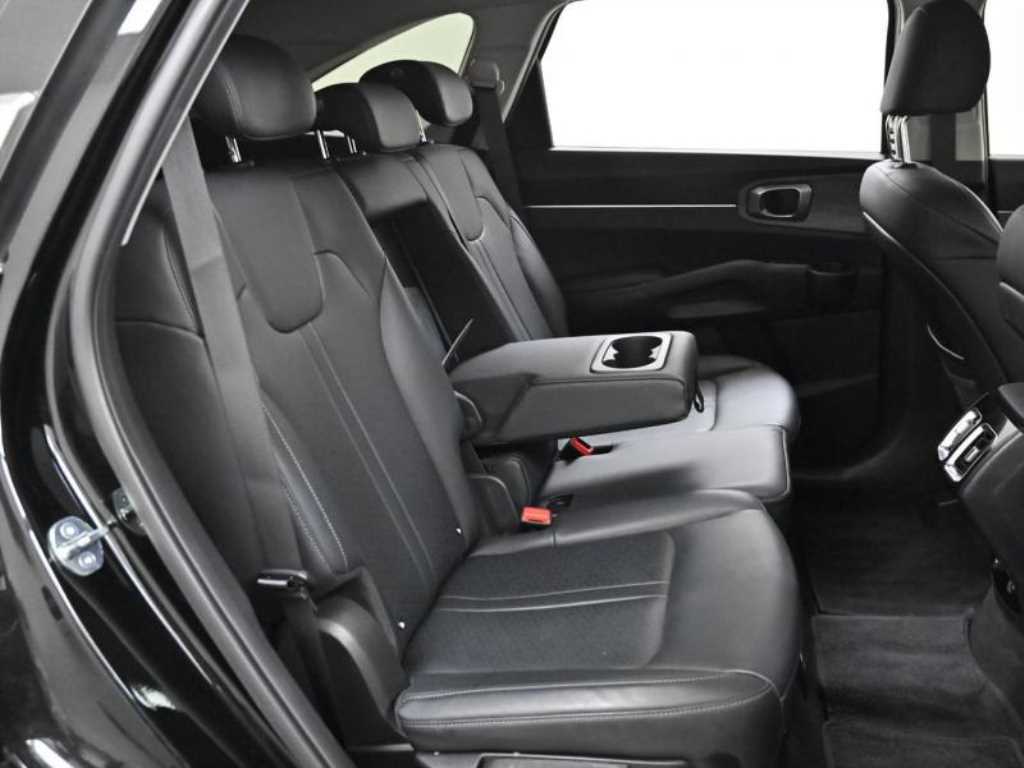 KIA Sorento - Vista 12