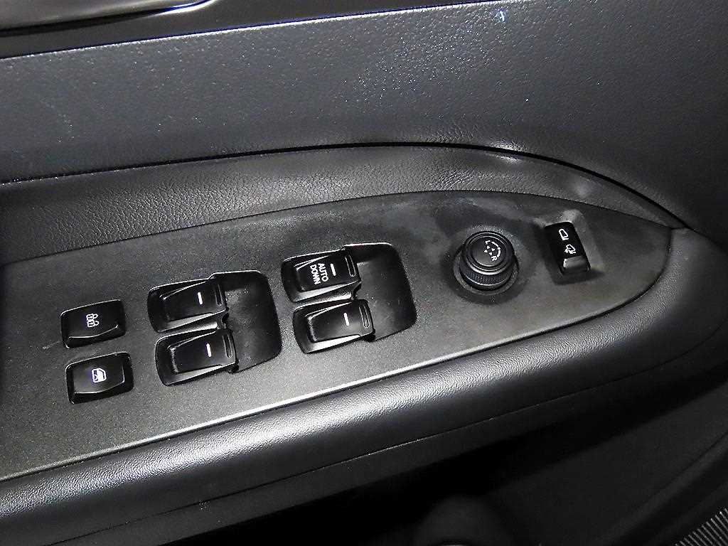 Ssangyong Rexton 2024 Verde - Importación desde Corea - HF Imports Iquique - Foto 14