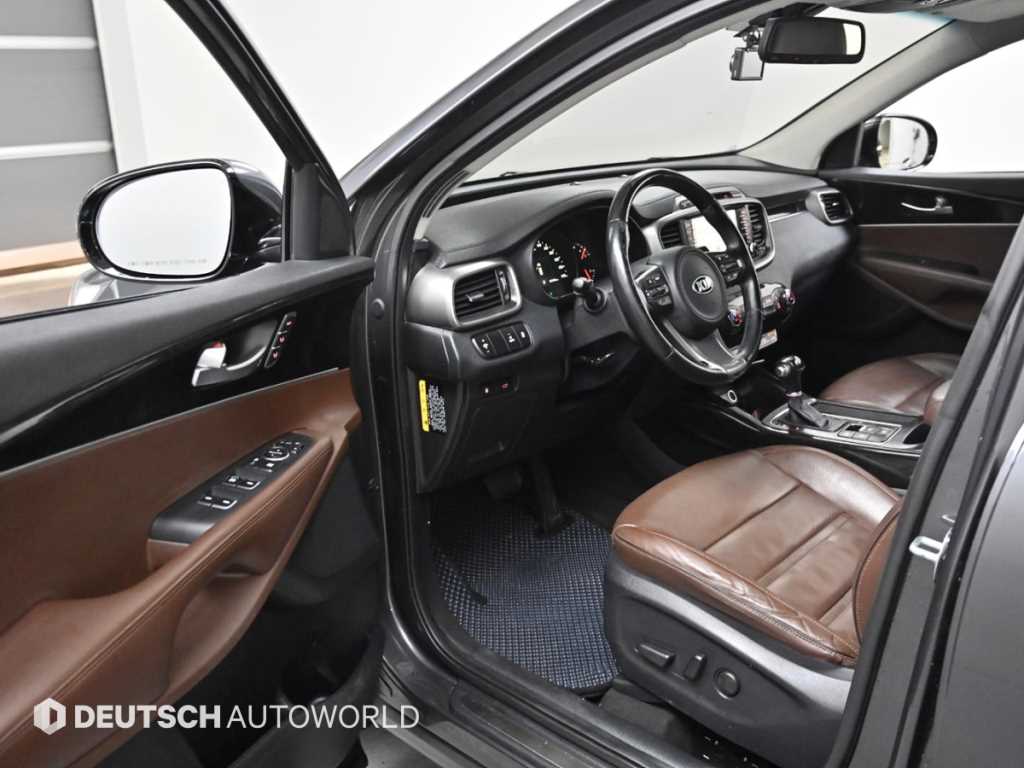 KIA Sorento - Vista 11