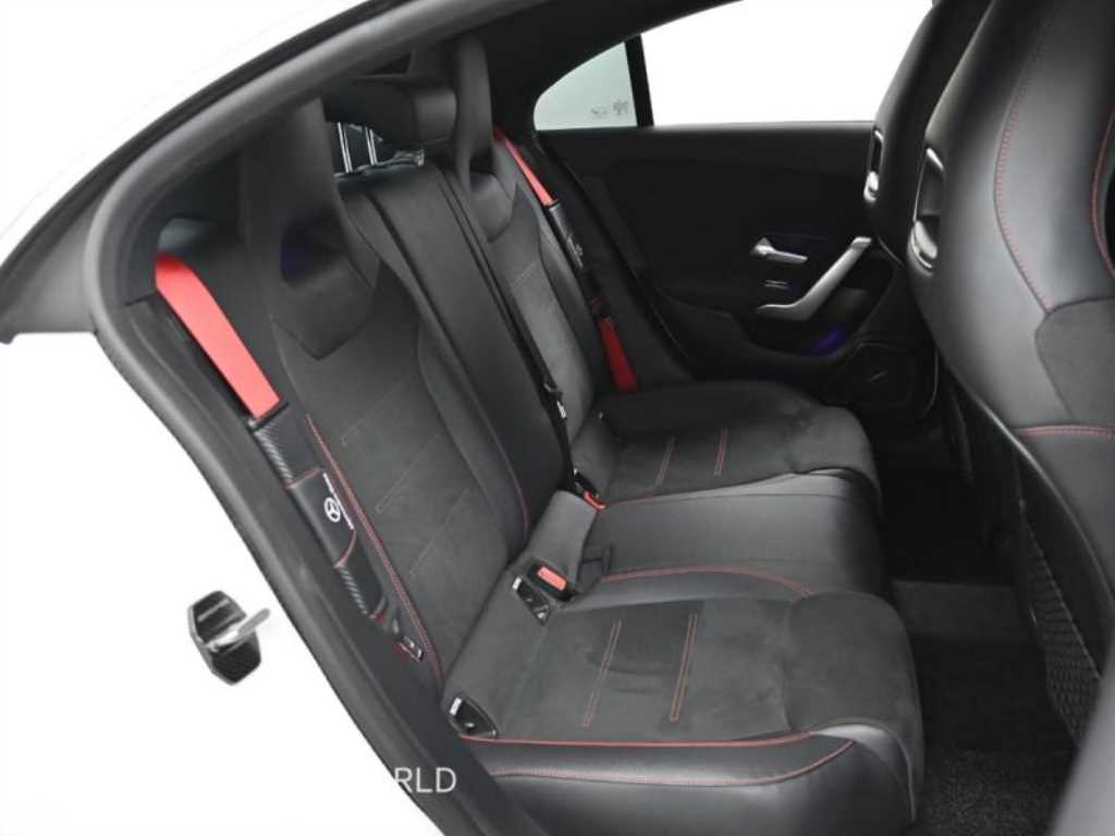 Mercedes Benz CLA Class - Vista 12