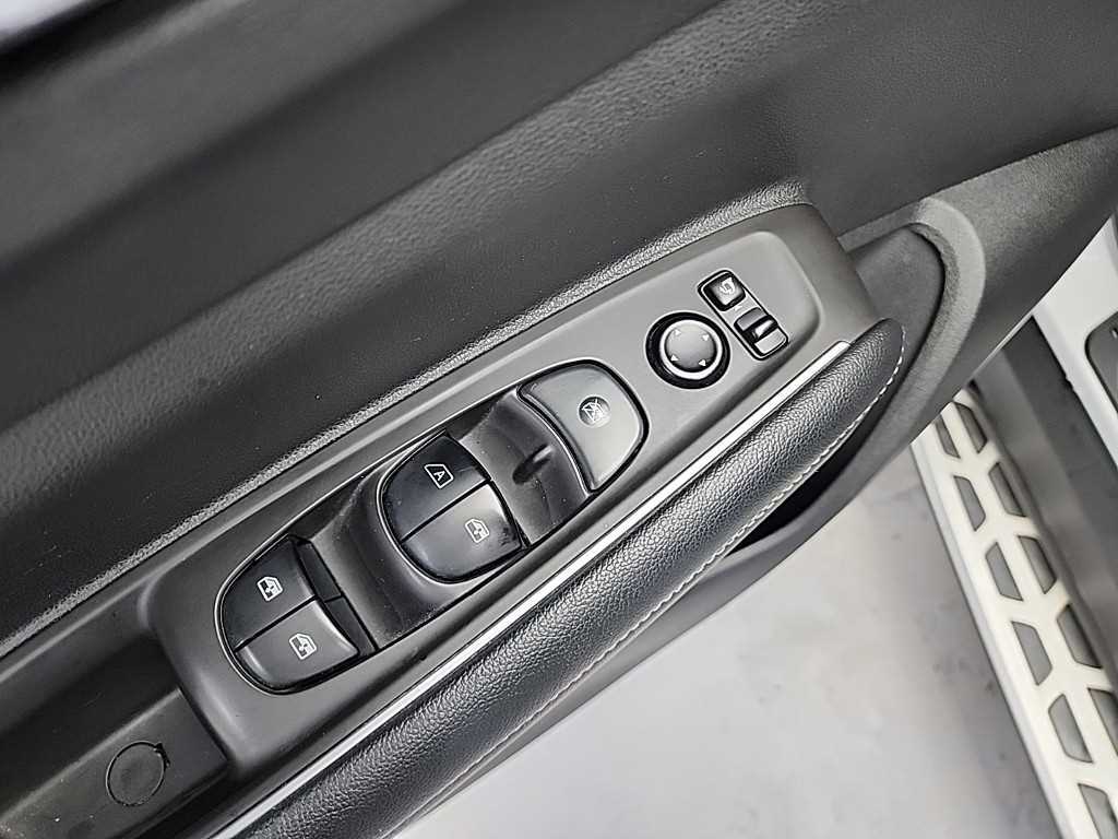 SAMSUNG QM6 2020 Blanco - Importación desde Corea - HF Imports Iquique - Foto 18