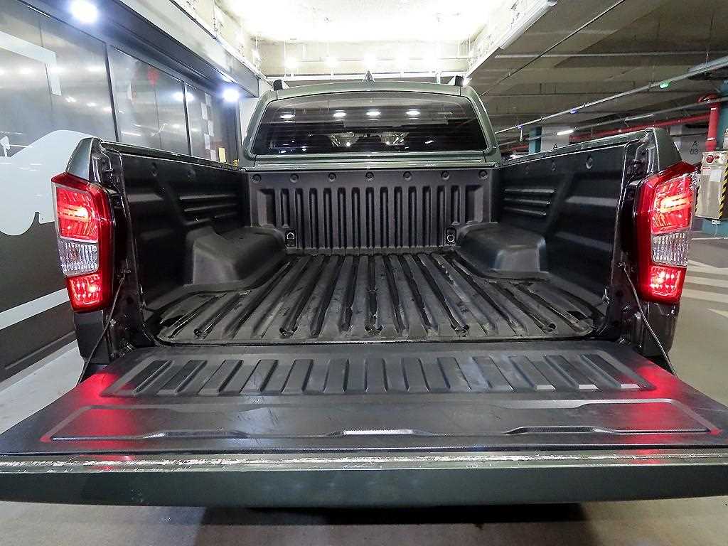 Ssangyong Rexton 2024 Verde - Importación desde Corea - HF Imports Iquique - Foto 18