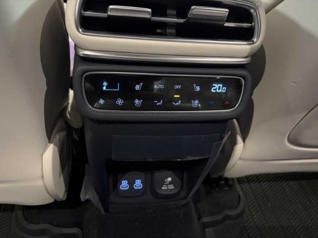 Genesis GV80 - Vista 11