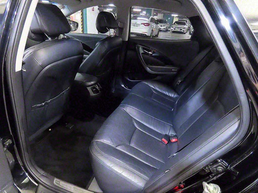 HYUNDAI Grandeur - Vista 7