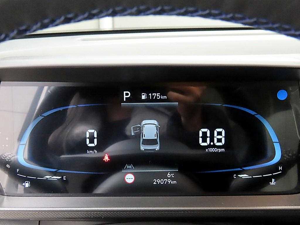 HYUNDAI Casper - Vista 8