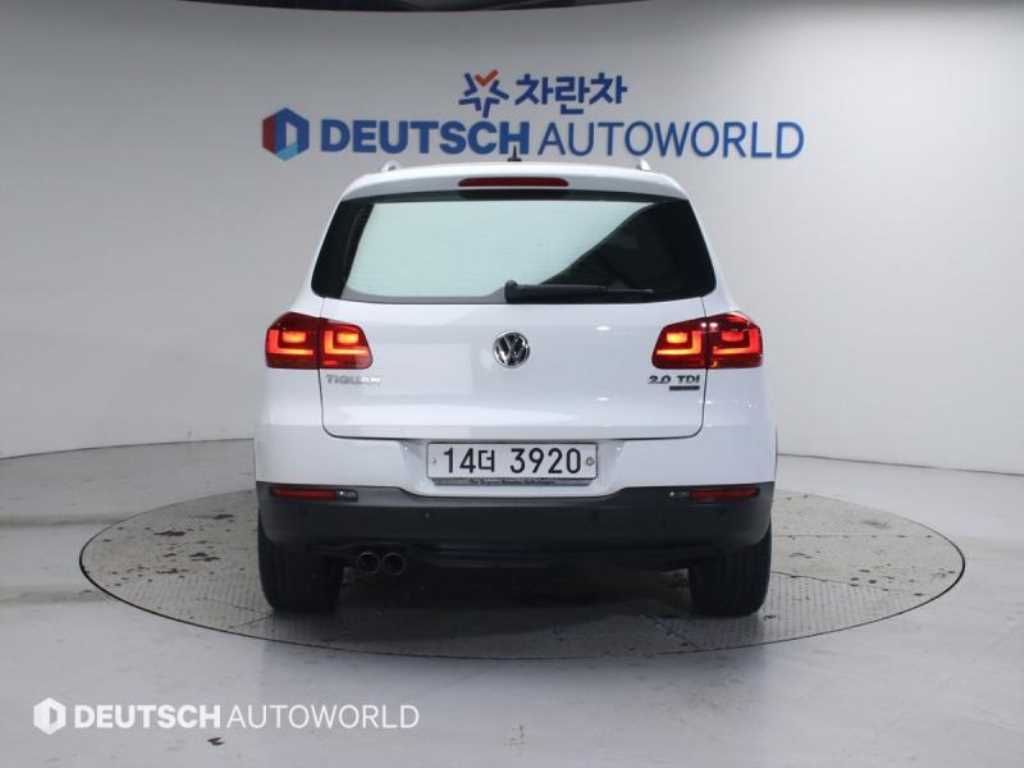Volkswagen Tiguan - Vista 4