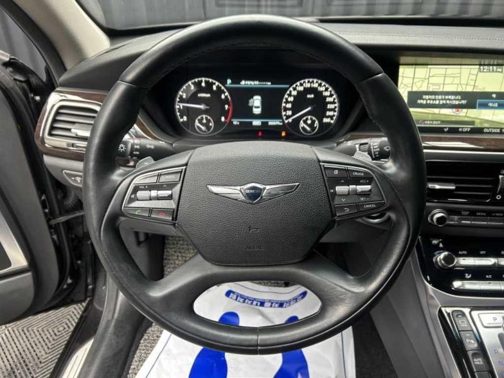 Genesis EQ900 - Vista 8