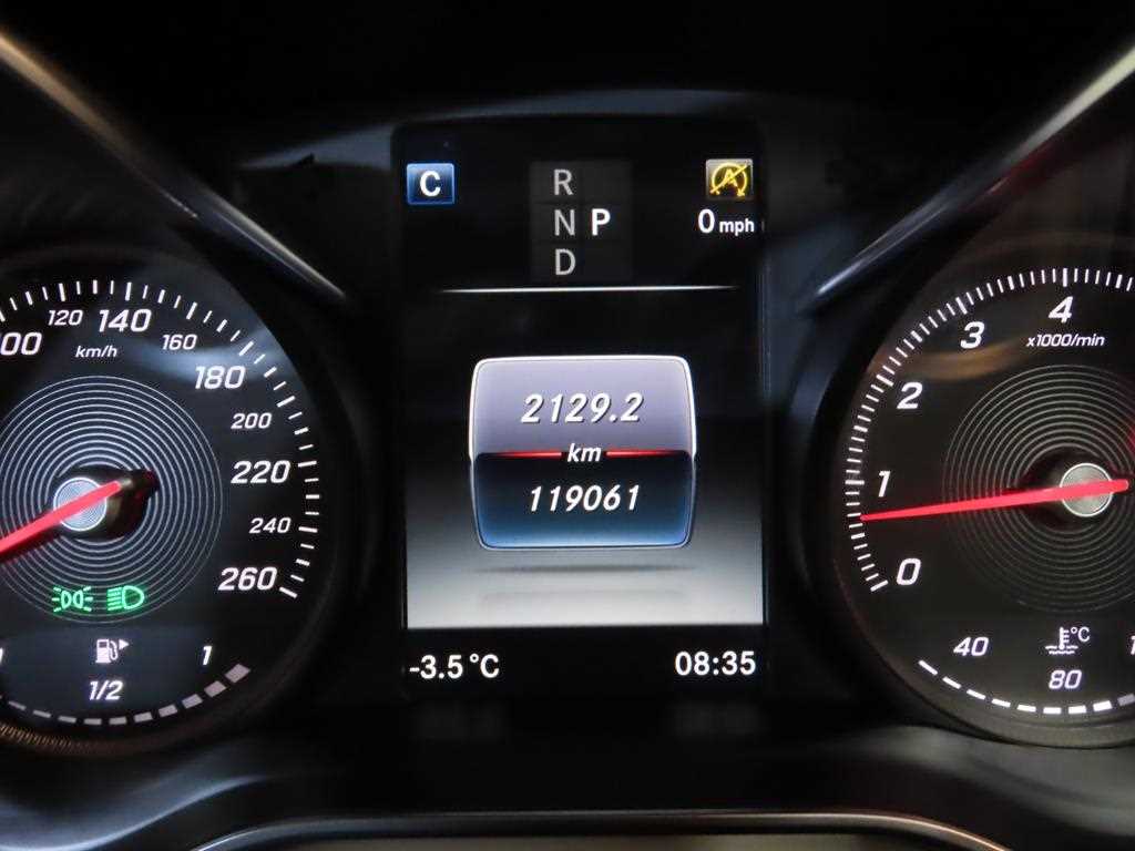 Mercedes Benz C Class - Vista 7