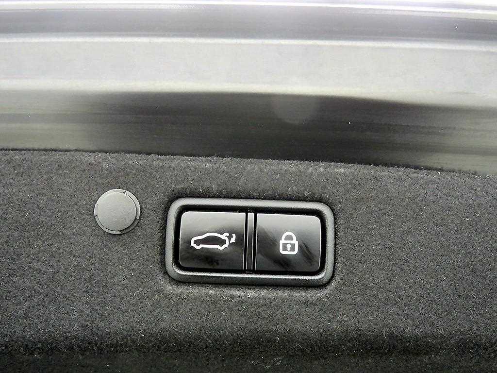 HYUNDAI Grandeur - Vista 5