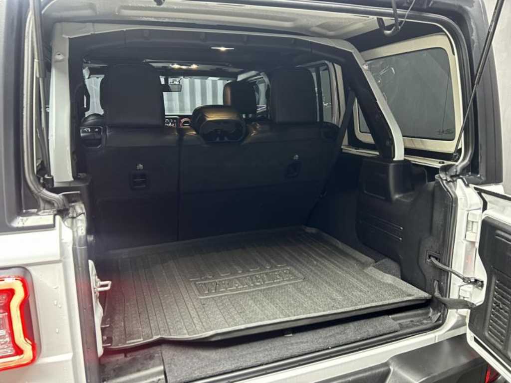 Jeep Wrangler - Vista 5