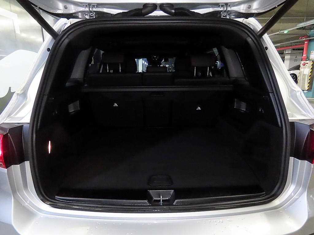 Mercedes Benz GLB Class 2023 Plateado - Importación desde Corea - HF Imports Iquique - Foto 17