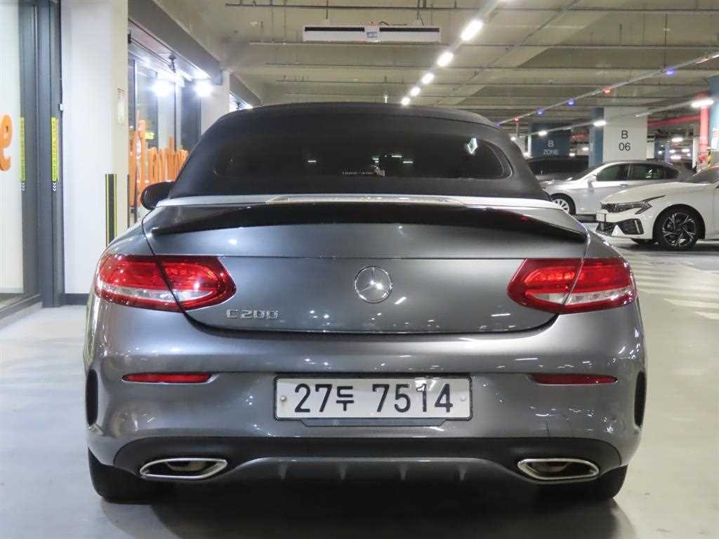 Mercedes Benz C Class - Vista 5